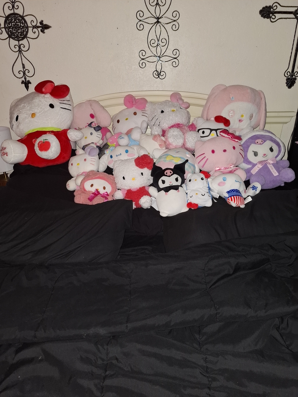 Hello Kitty Amd Friends Sanrio Plush Toy Collection - Pink Plush Character